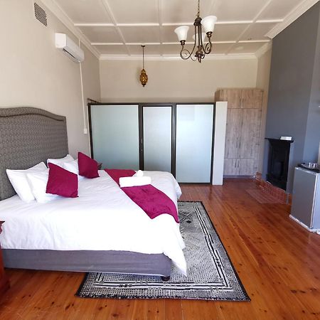 Lucolo Palace B&B Aliwal North Eksteriør bilde