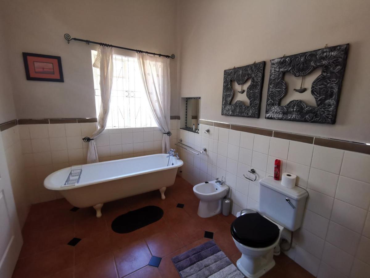 Lucolo Palace B&B Aliwal North Eksteriør bilde